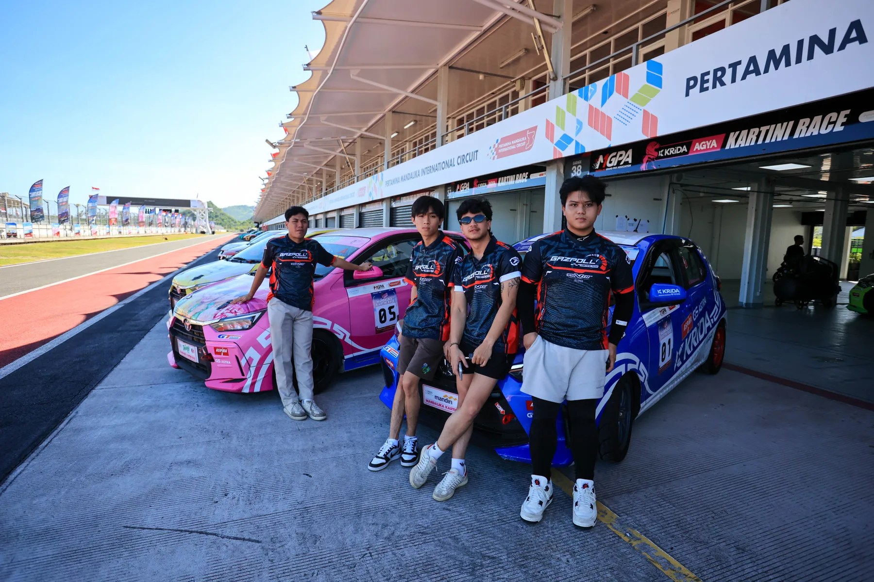 Team photo at Pertamina Mandalika International Circuit