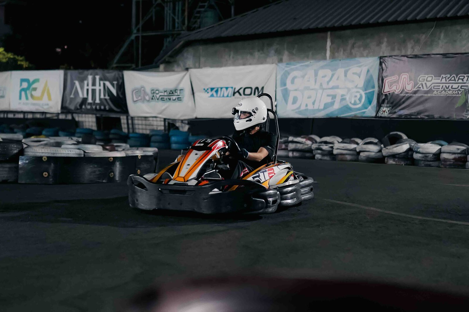Faith cornering at Gokart Avenue during the Round 15/16 Sprint Cup weekend