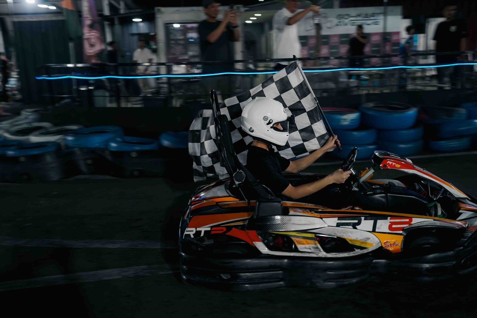 Faith taking the checkered flag at Gokart Avenue after Round 15